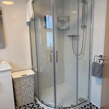 At Diamond House Apartmán Ardara